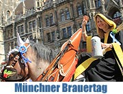 Münchner Brauertag 2014 am 28.06.2014 - Freibier für alle auf dem Viktualienmarkt  (©Foto: Martin Schmitz)